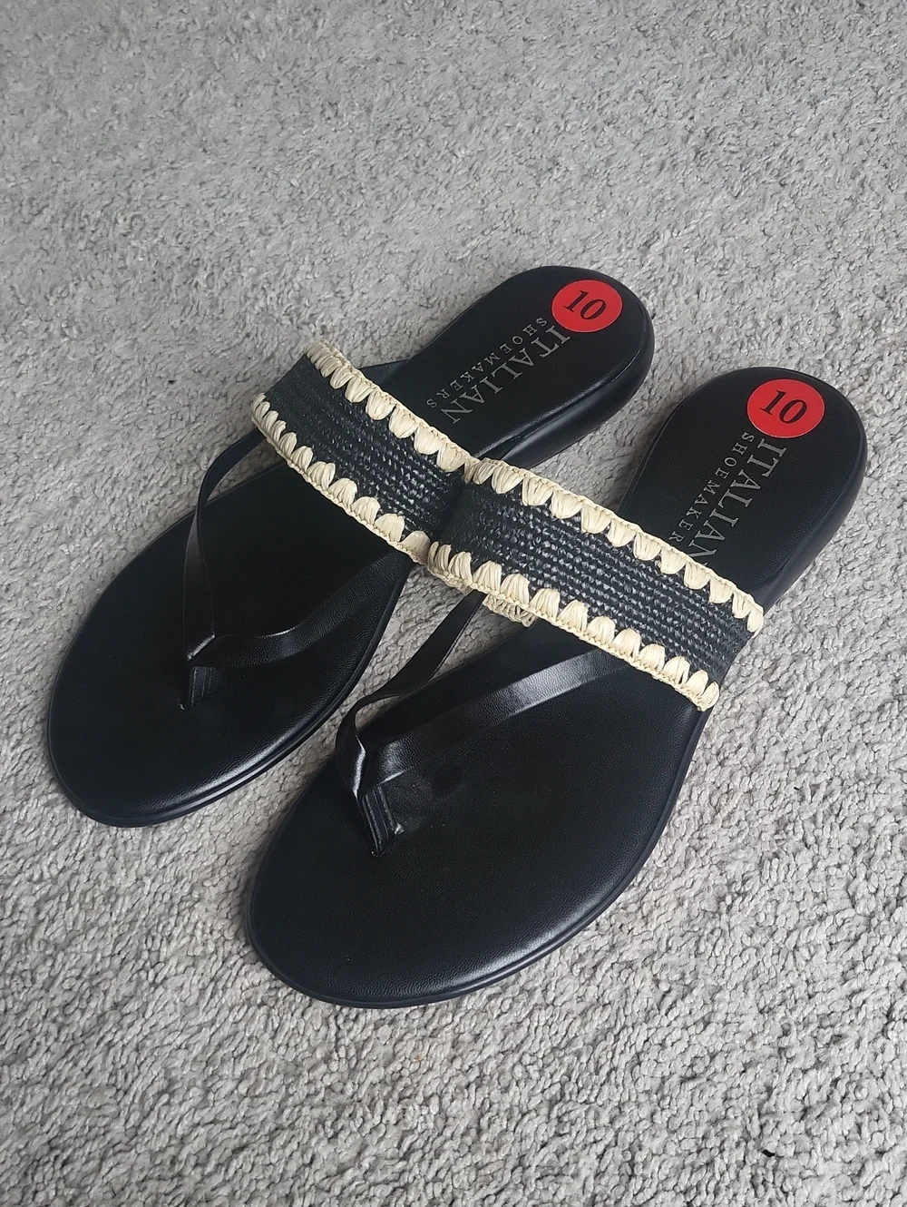 Italian Shoemakers Thong Sandals Womens 10 Black Beige Embroidered Italy NEW